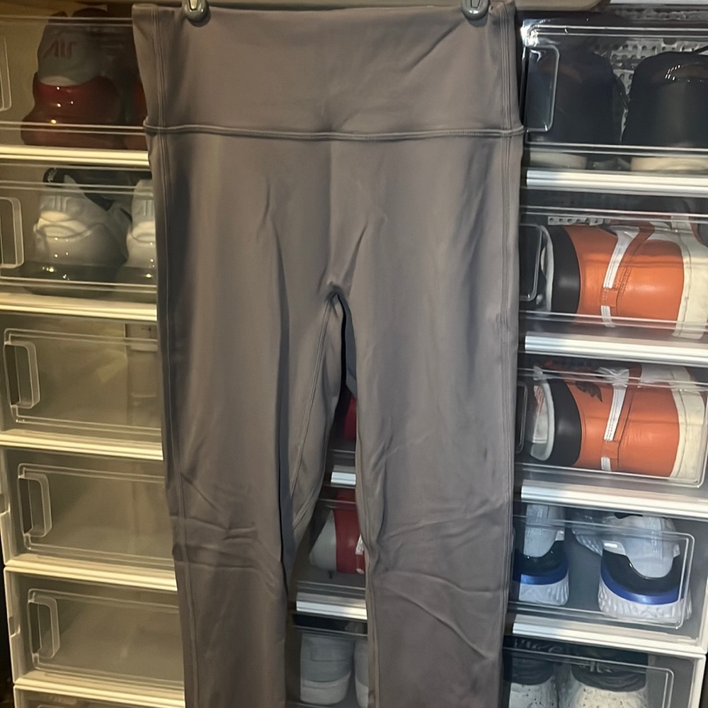 Grey leggings fabletics
